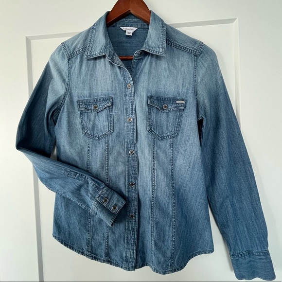 Calvin Klein denim button down shirt - Picture 2 of 5